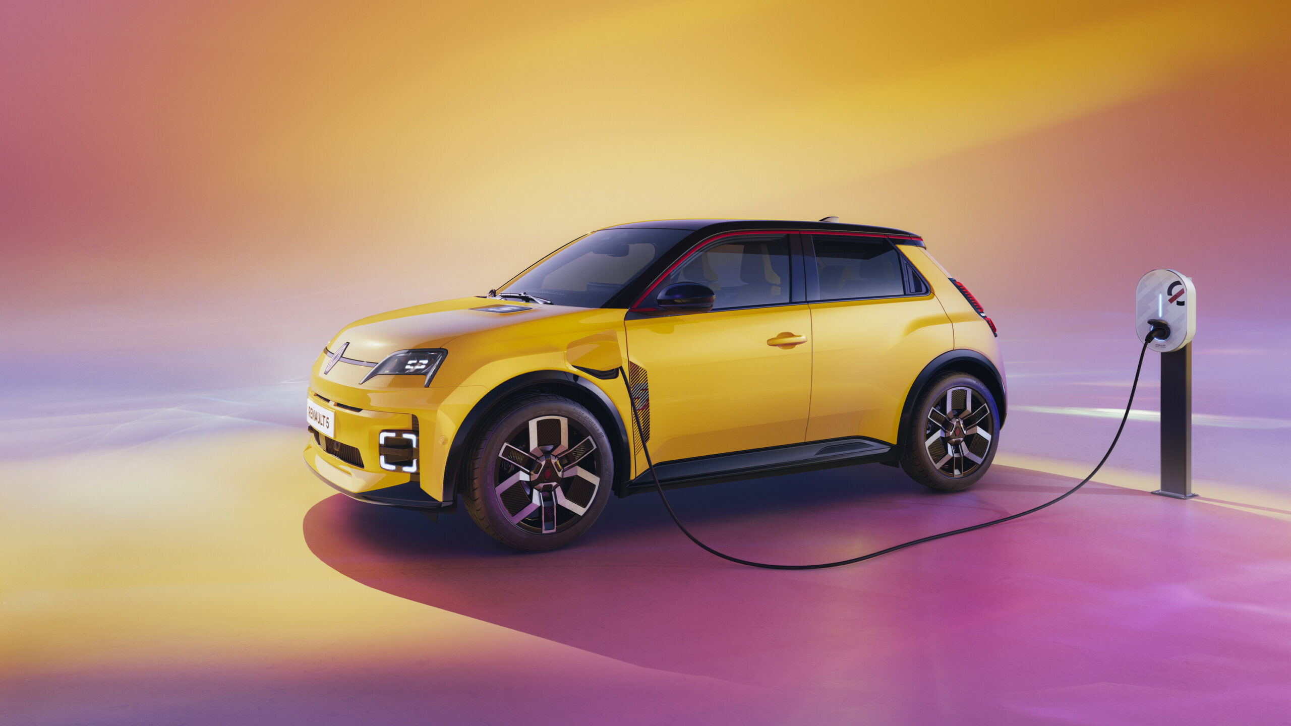 Featured image for “RENAULT E-TECH WEEKS”